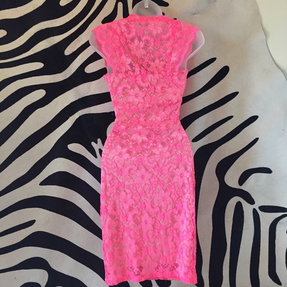 Lace Dress - Picture 2 of 3